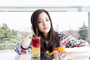 阿伟爆料邓倩照片高清视频,细节揭秘引网友热议  第1张